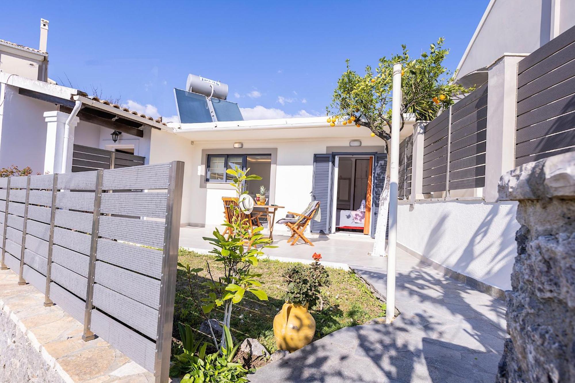 Ad Homes Agios Gordios  Bagian luar foto